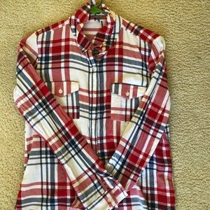 Women’s flannel shirt